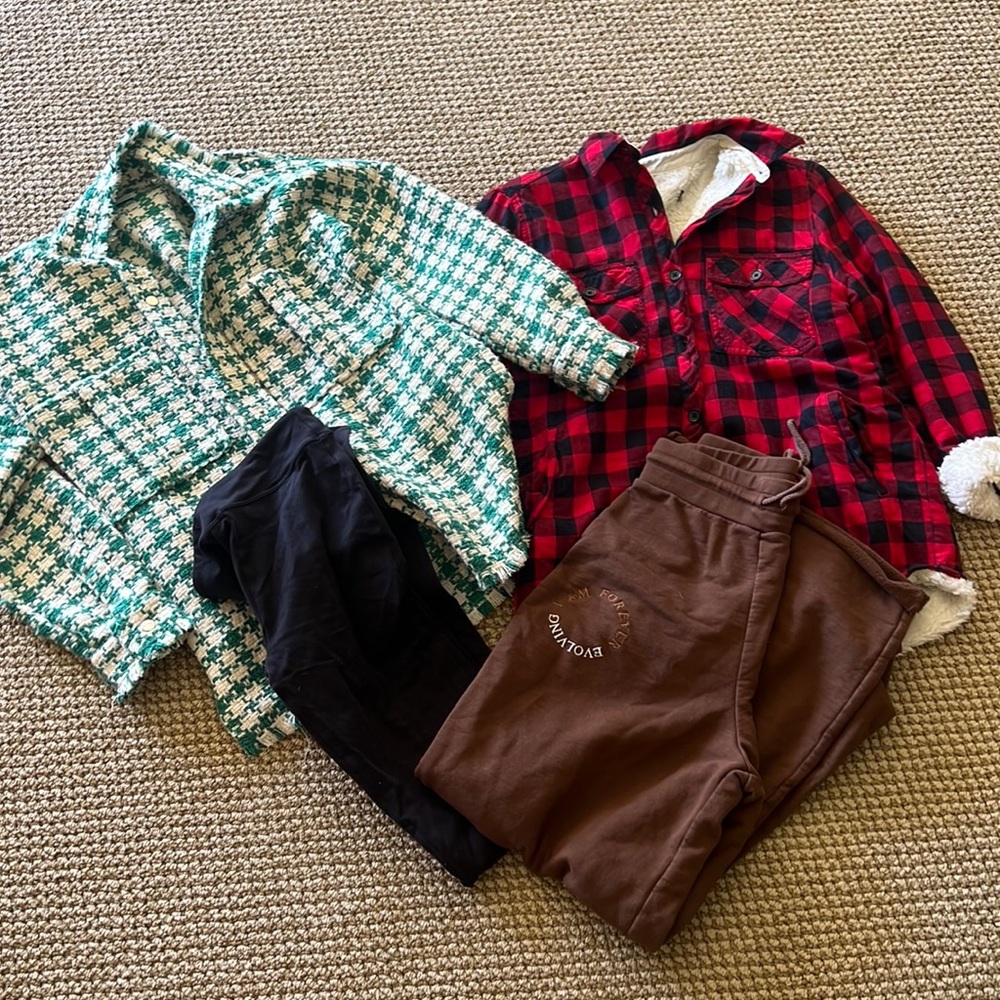 Closet clean out 12 pieces fleece coat, houndstook jacket & pants and more szS/M